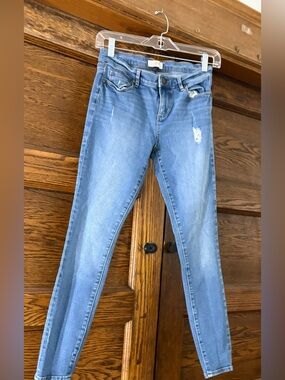 Loft Light Wash Women’s Skinny Jeans - Blue